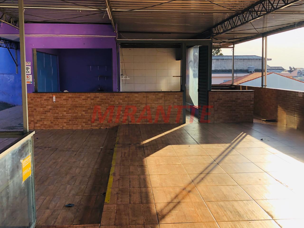 Comercial de 750m² em Jardim Peri