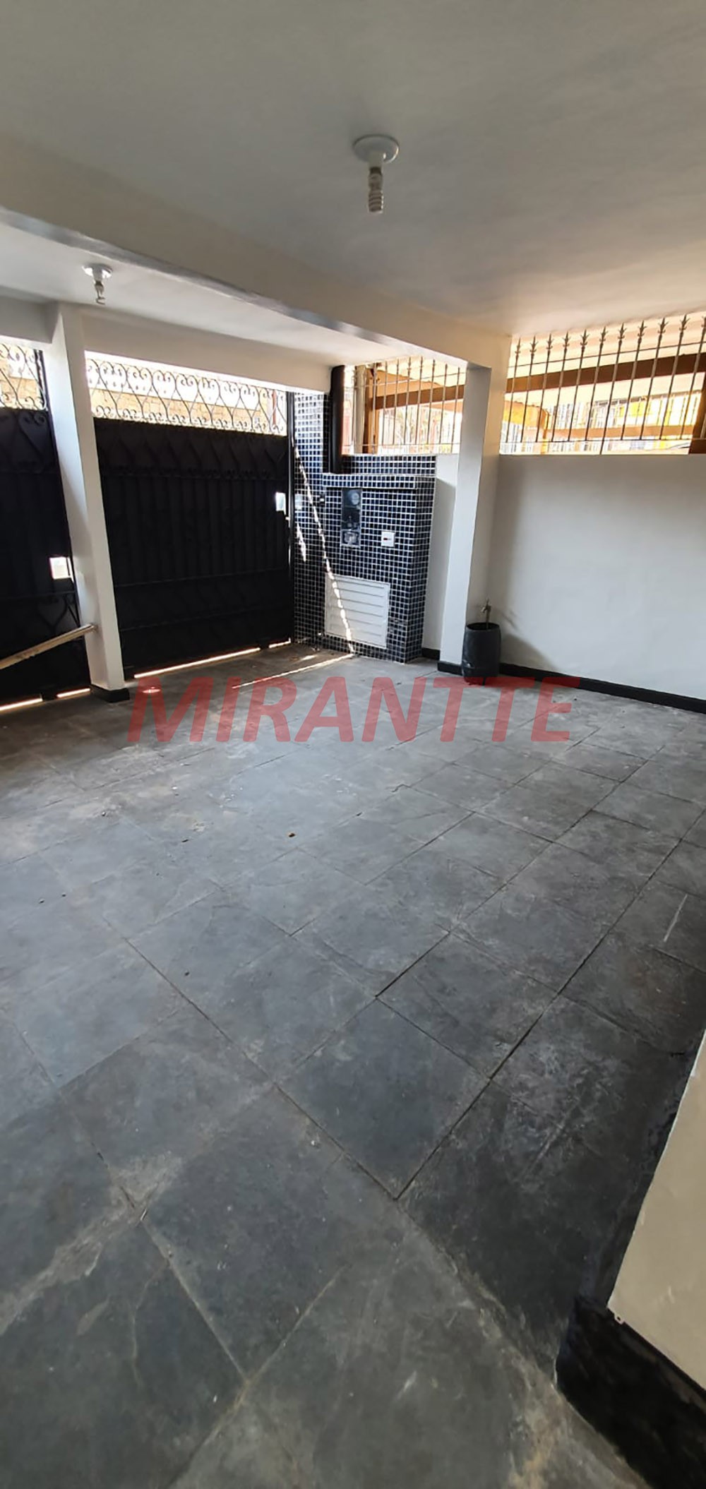 Sobrado de 218m² com 3 quartos em Imirim