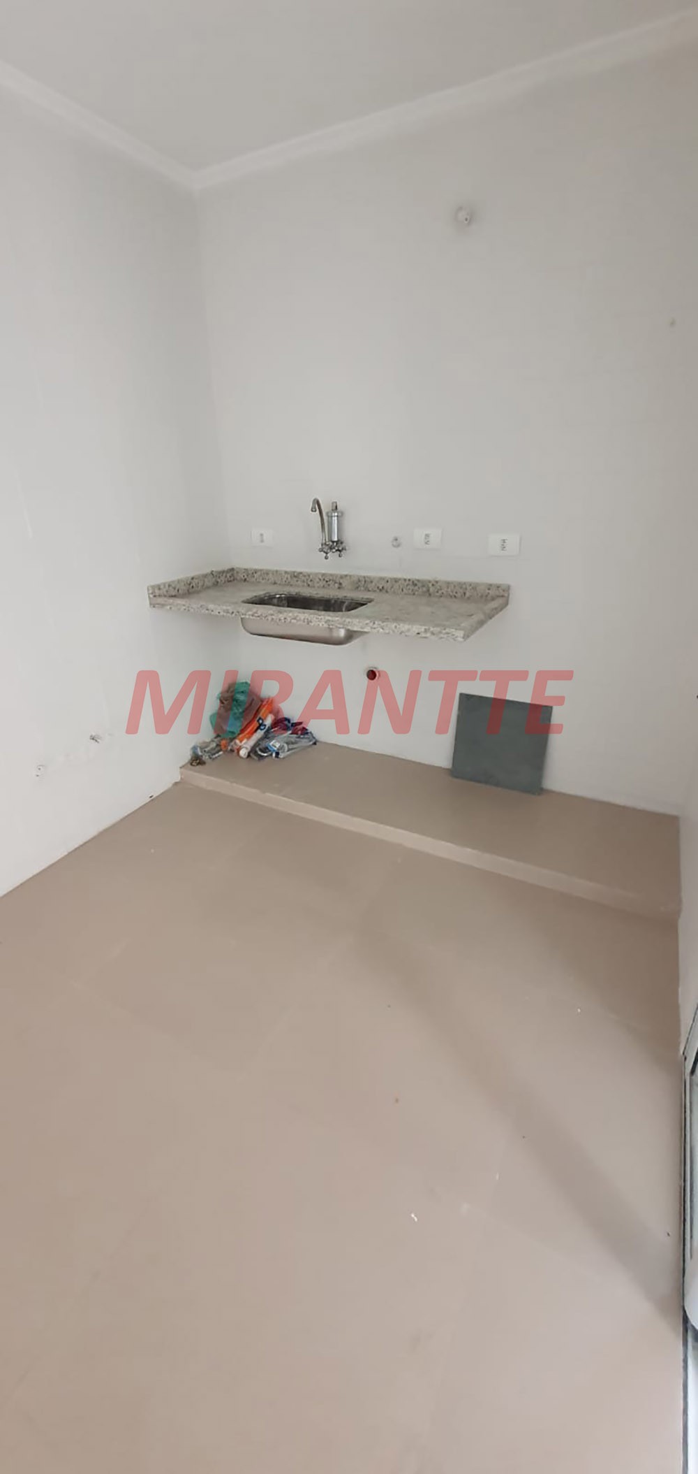 Sobrado de 218m² com 3 quartos em Imirim