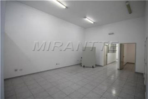 Comercial de 732m² em Santana