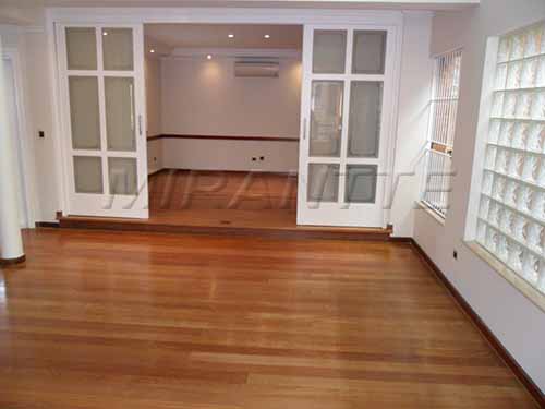 Sobrado de 300m² com 3 quartos em Tucuruvi