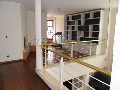 Sobrado de 300m² com 3 quartos em Tucuruvi