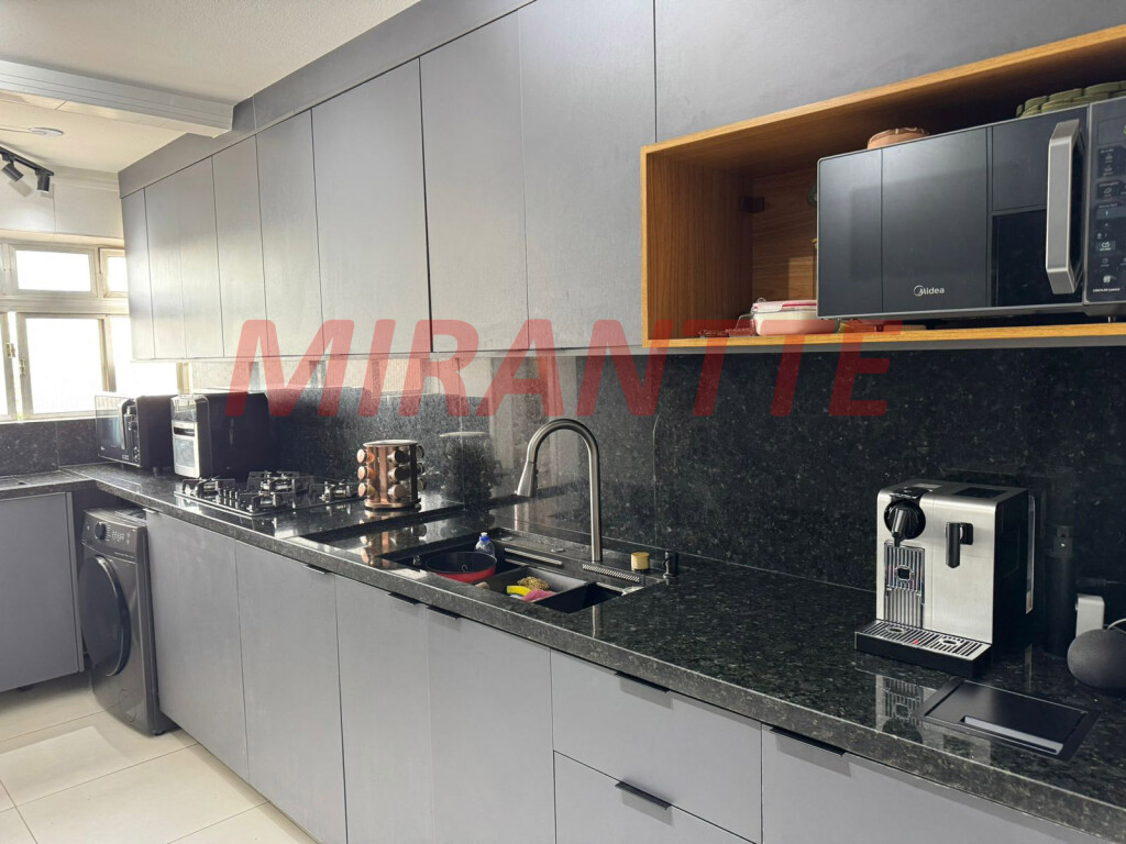 Apartamento com 2 quartos em Vila Mazzei