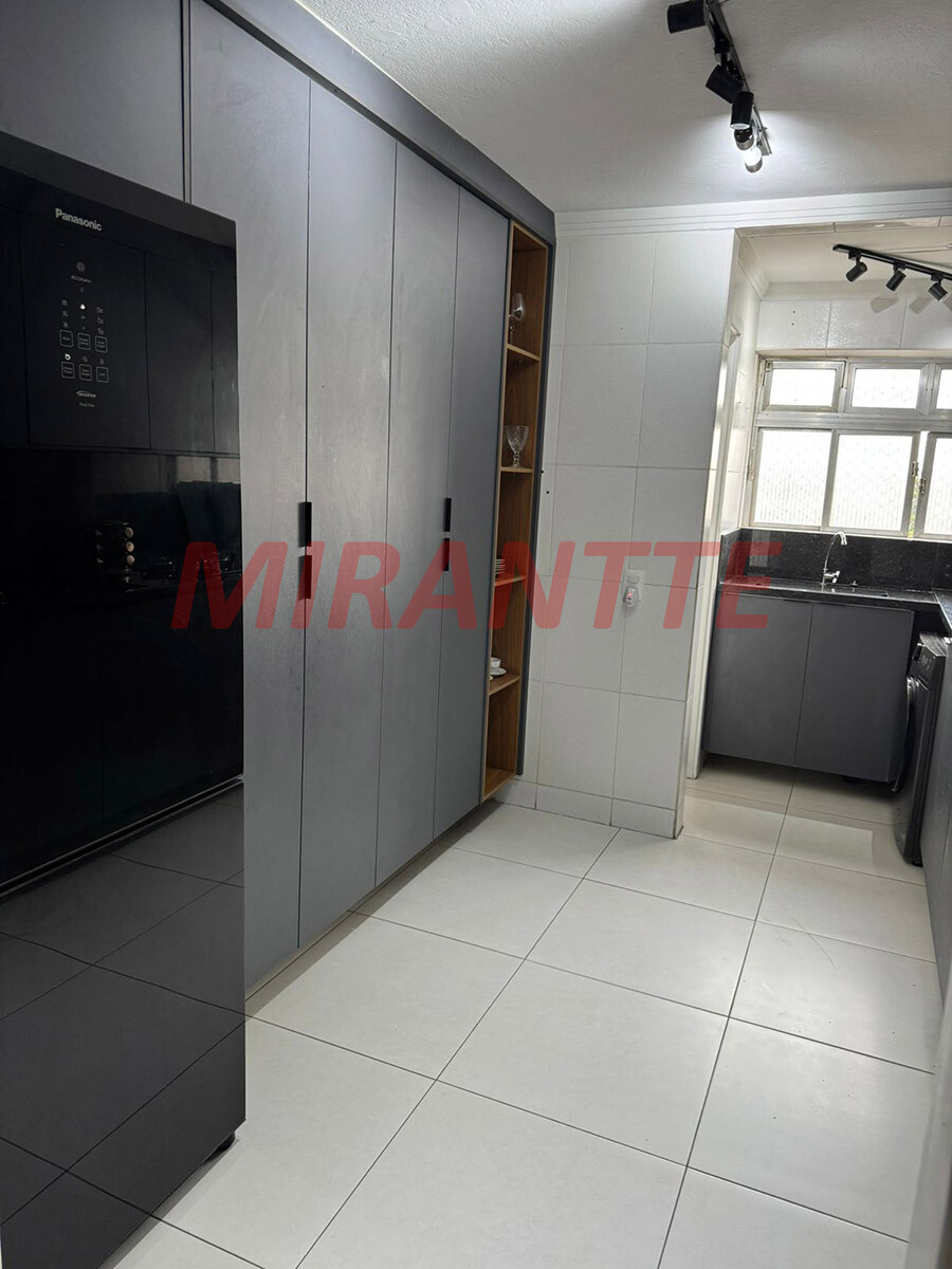 Apartamento com 2 quartos em Vila Mazzei