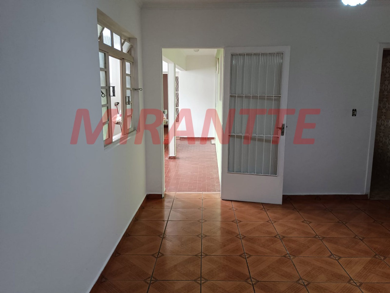 Sobrado de 205m² com 4 quartos em Vila Amalia