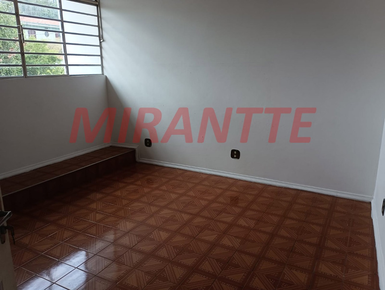 Sobrado de 205m² com 4 quartos em Vila Amalia