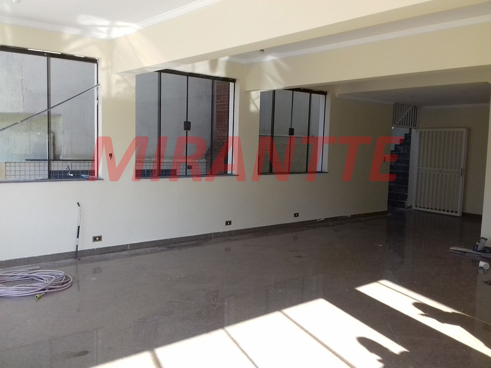 Sobrado de 881m² com 4 quartos em Jardim São Bento