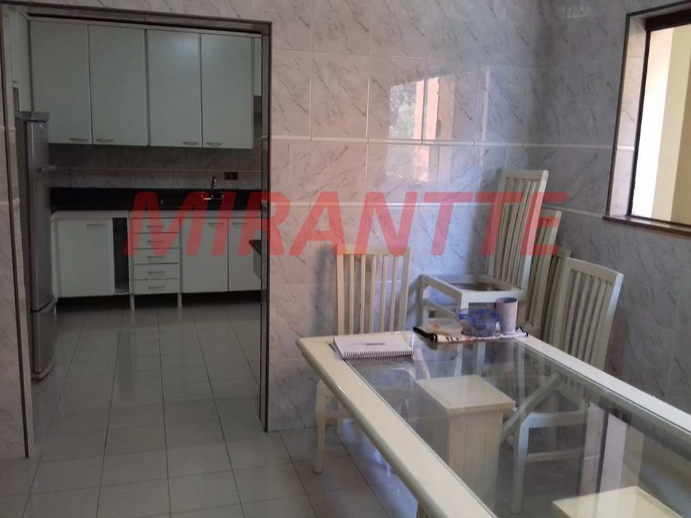 Sobrado de 881m² com 4 quartos em Jardim São Bento