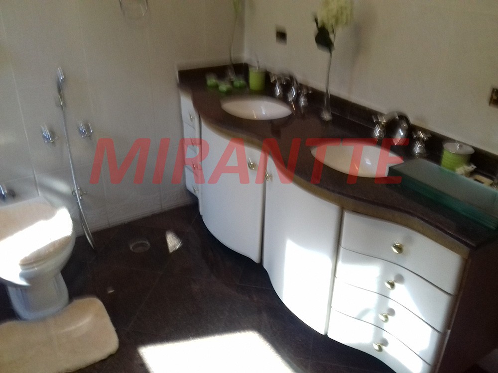 Sobrado de 881m² com 4 quartos em Jardim São Bento
