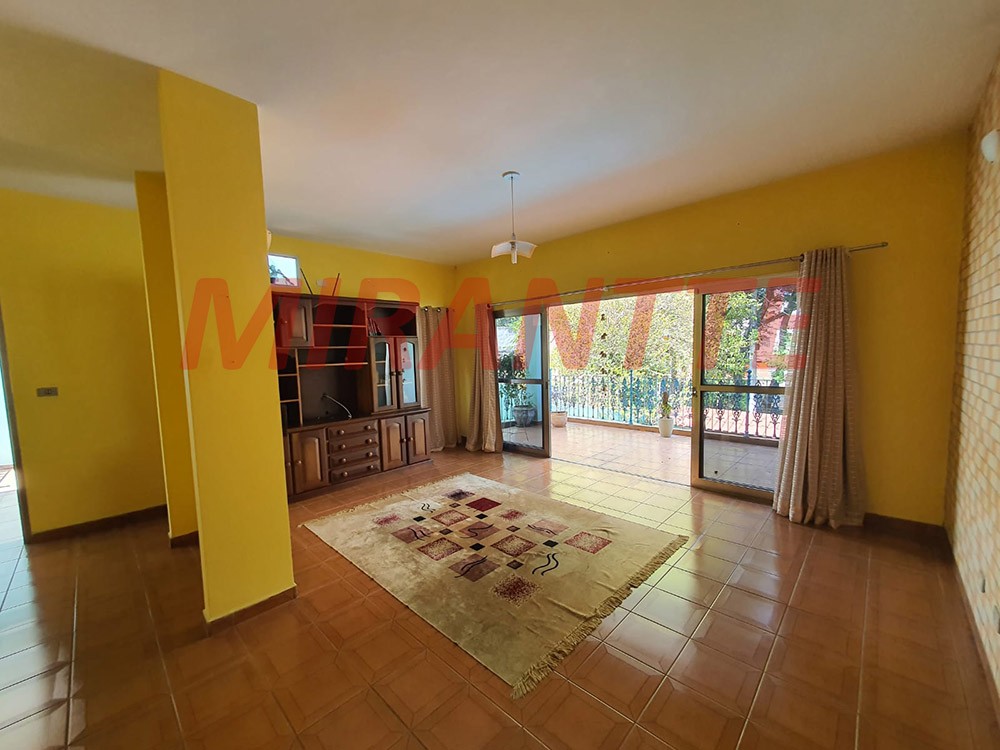 Casa terrea de 270m² com 3 quartos em Jardim Virginia Bianca