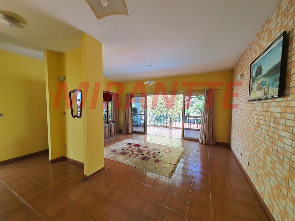 Casa terrea de 270m² com 3 quartos em Jardim Virginia Bianca