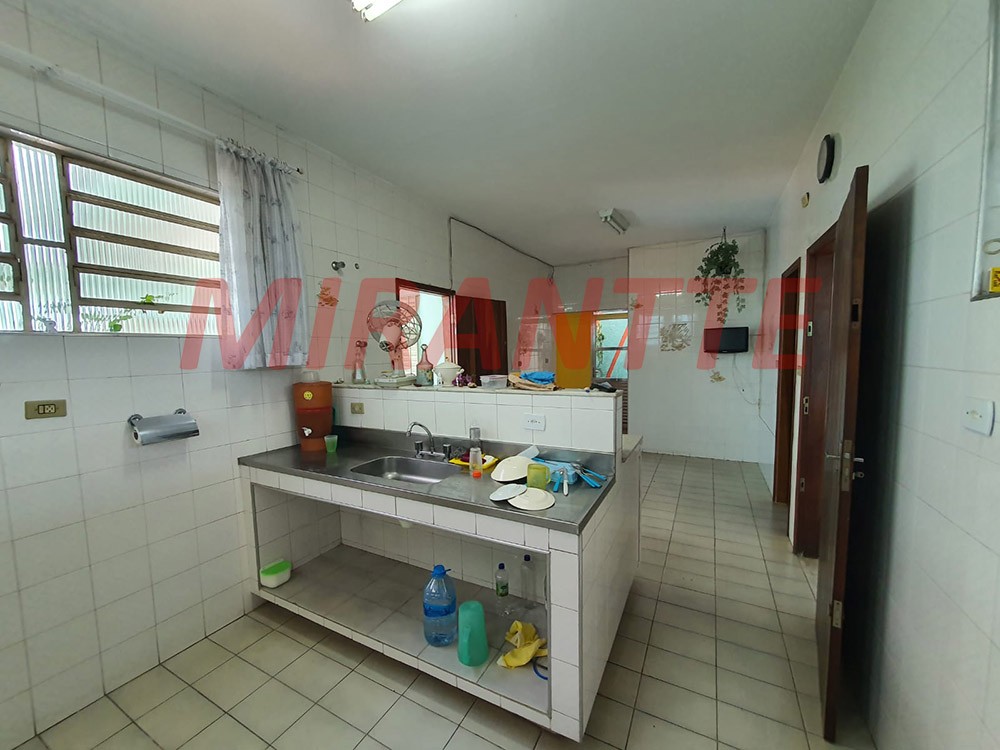 Casa terrea de 270m² com 3 quartos em Jardim Virginia Bianca