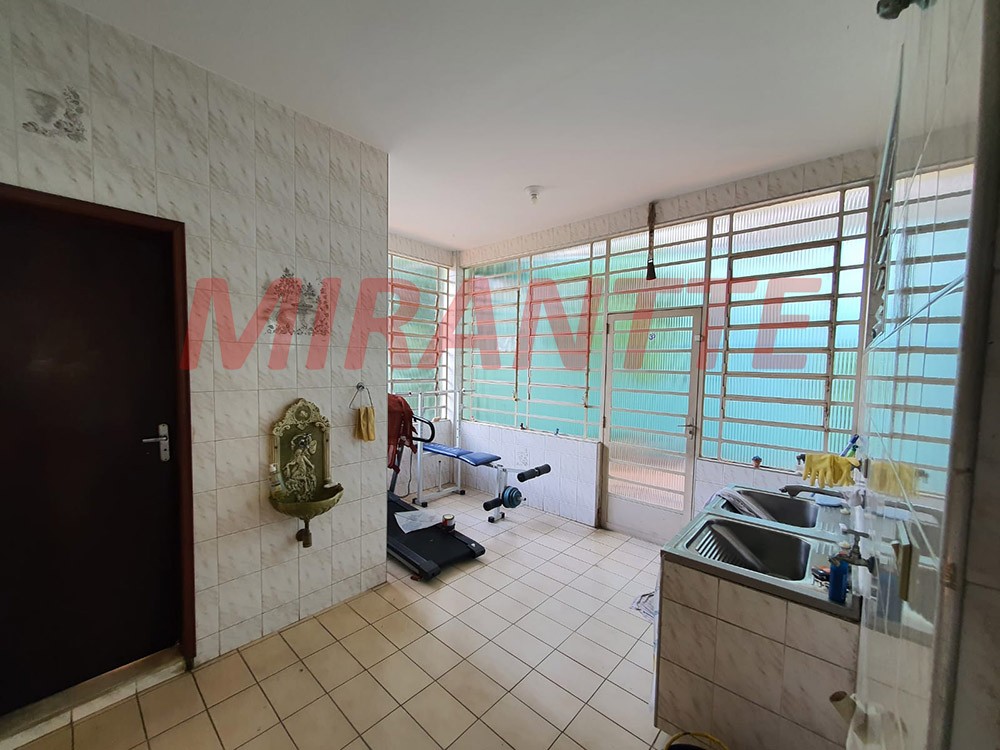 Casa terrea de 270m² com 3 quartos em Jardim Virginia Bianca