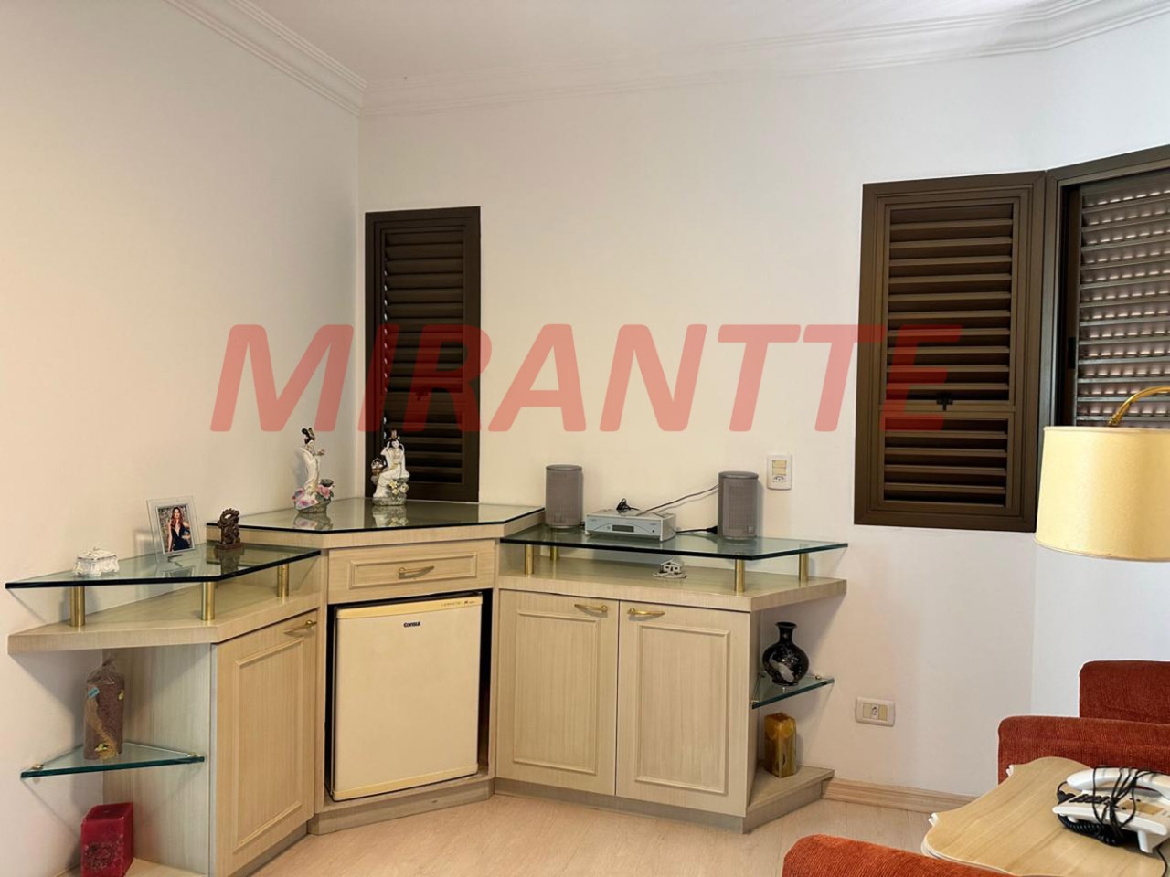 Sobrado de 365m² com 4 quartos em Jardim França
