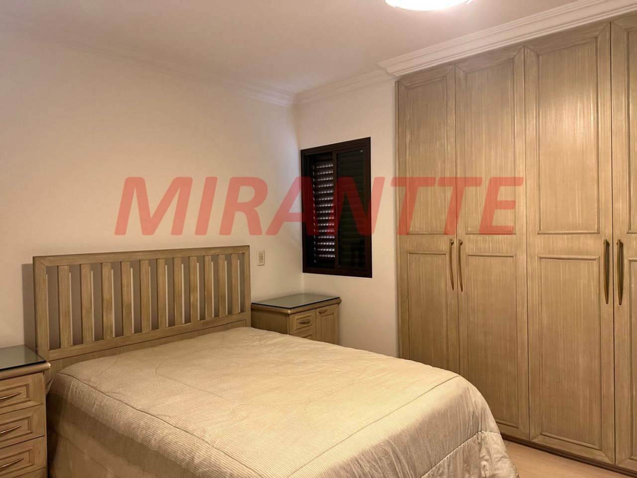 Sobrado de 365m² com 4 quartos em Jardim França