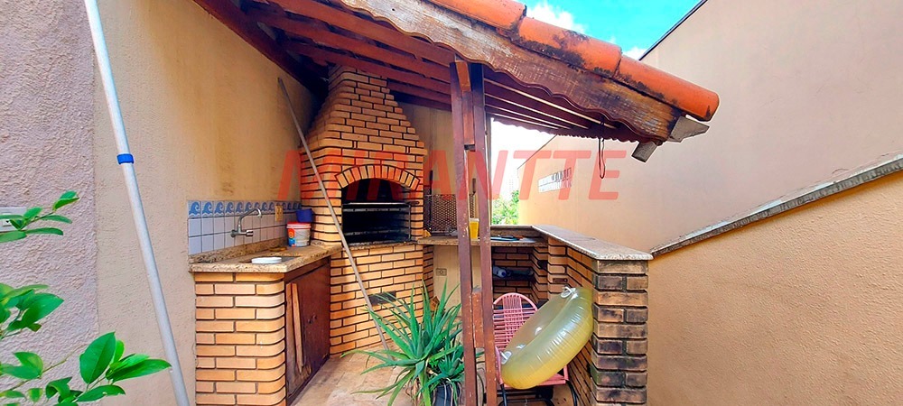 Sobrado de 207m² com 3 quartos em Parada Inglesa