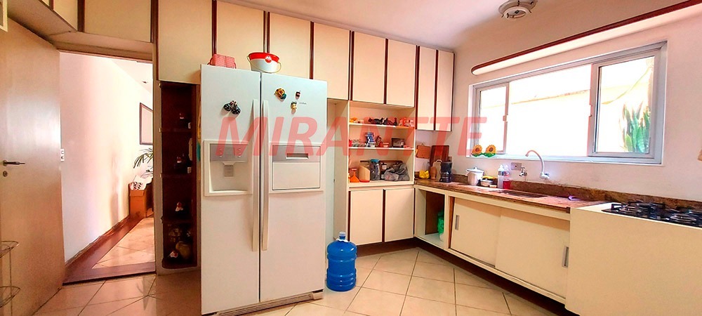 Sobrado de 207m² com 3 quartos em Parada Inglesa