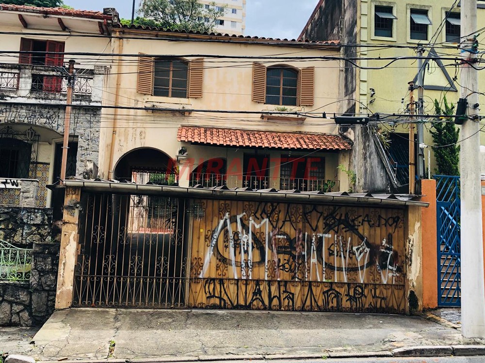 Sobrado de 255m² com 5 quartos em Santana