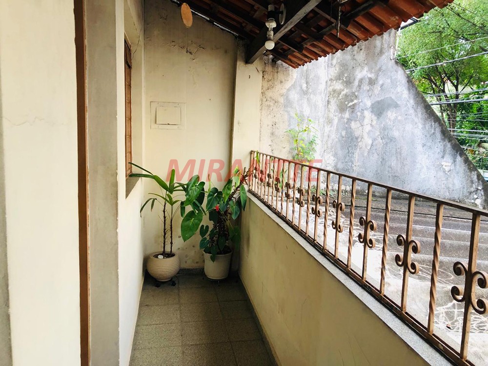 Sobrado de 255m² com 5 quartos em Santana