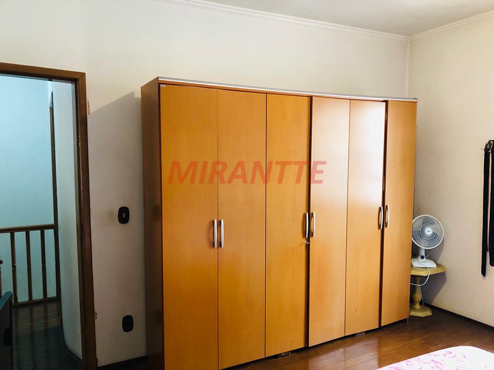 Sobrado de 255m² com 5 quartos em Santana