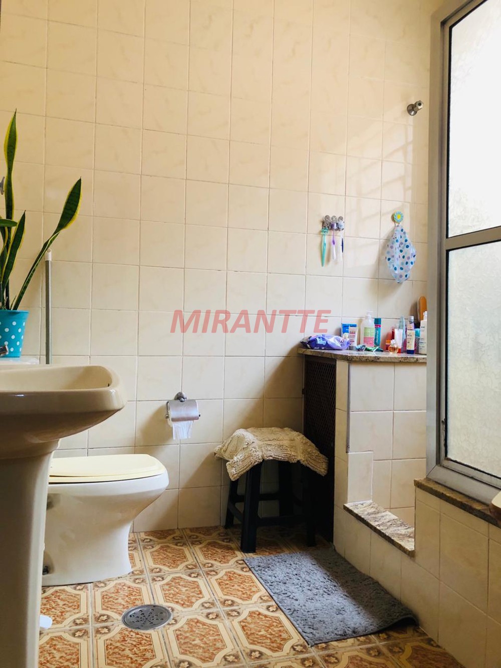 Sobrado de 255m² com 5 quartos em Santana