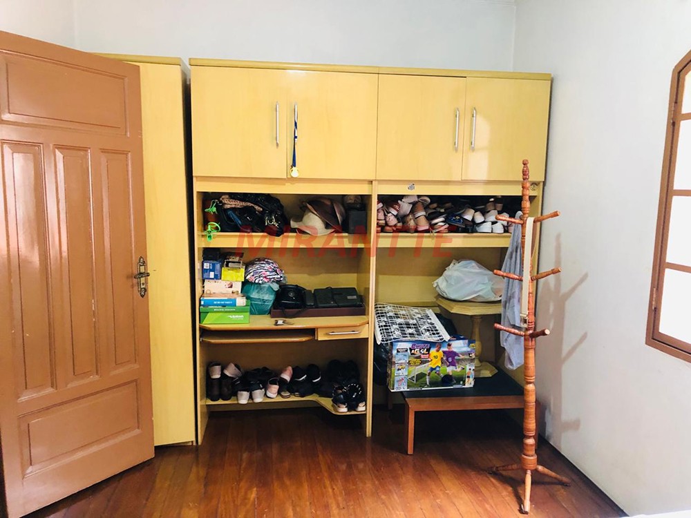 Sobrado de 255m² com 5 quartos em Santana