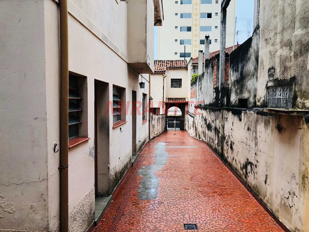 Sobrado de 255m² com 5 quartos em Santana