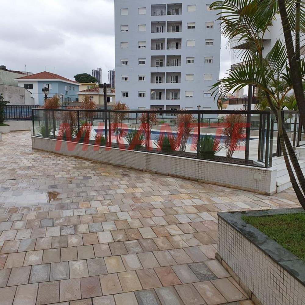 Apartamento de 160m² com 3 quartos em Água Fria