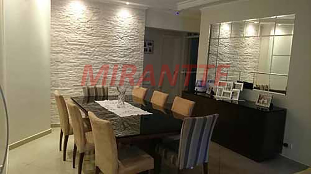 Apartamento de 160m² com 3 quartos em Água Fria