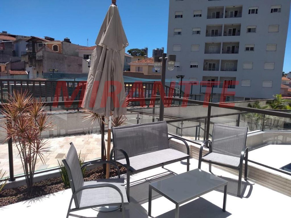 Apartamento de 160m² com 3 quartos em Água Fria