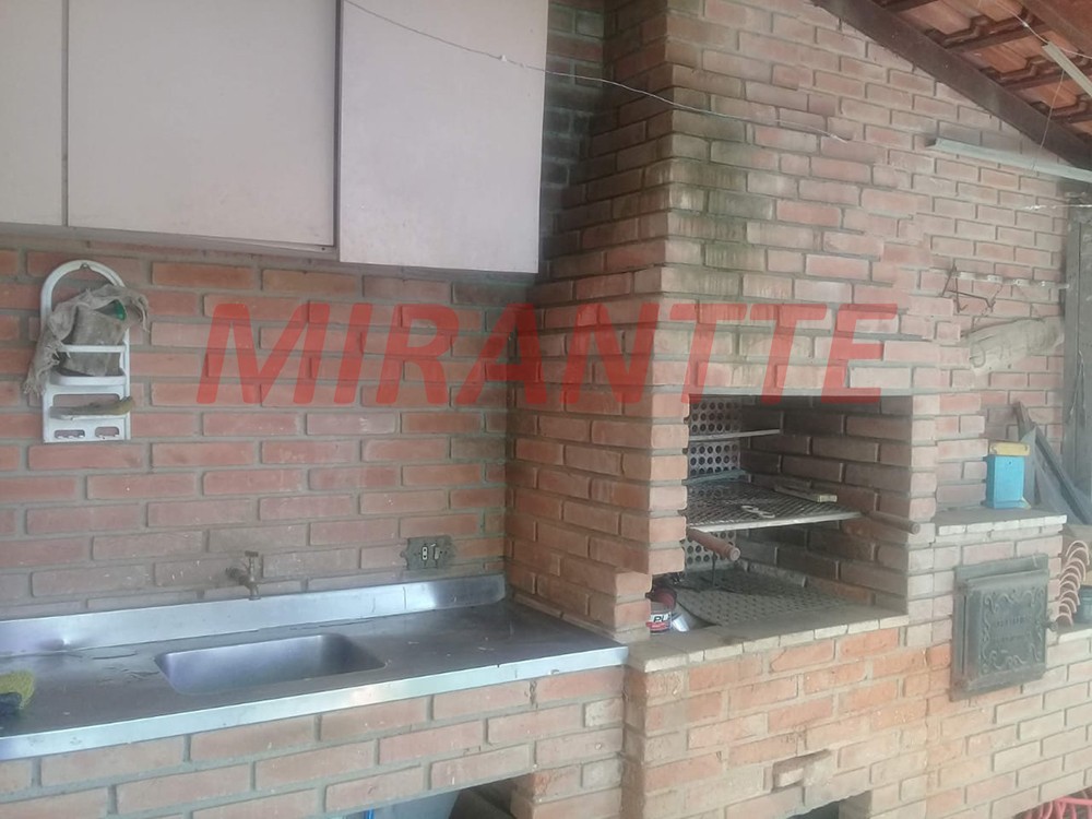 Casa terrea de 176m² com 3 quartos em Jardim Samambaia – Mairiporã
