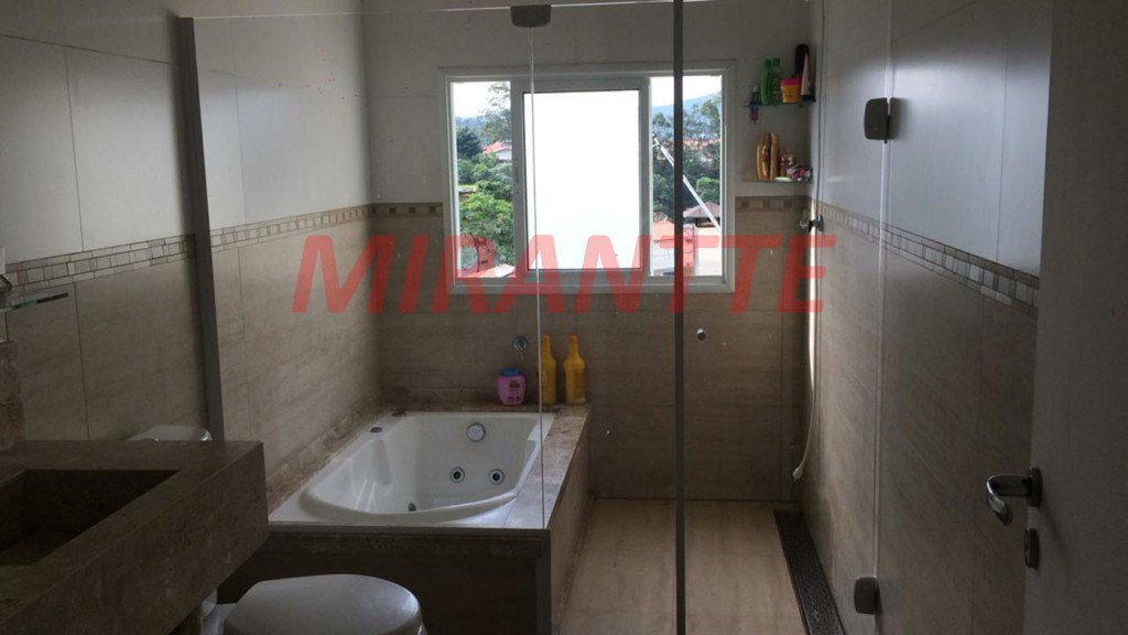 Sobrado de 300m² com 3 quartos em Tucuruvi