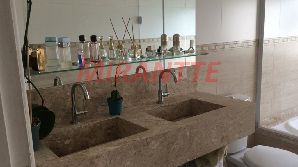 Sobrado de 300m² com 3 quartos em Tucuruvi