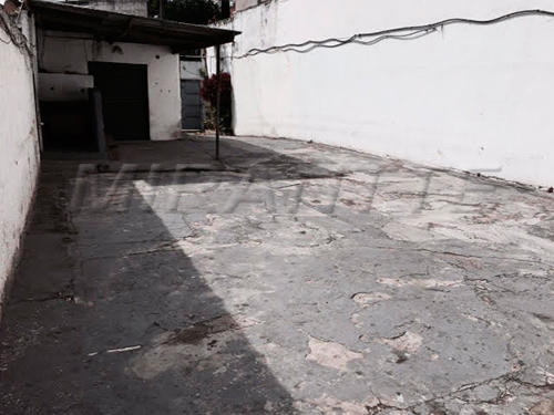 Comercial de 900m² em Bela Vista