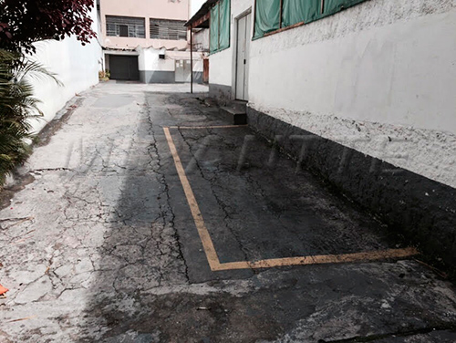 Comercial de 900m² em Bela Vista