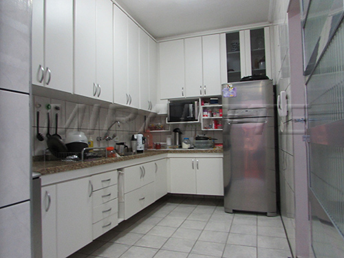 Sobrado de 195m² com 4 quartos em Santana