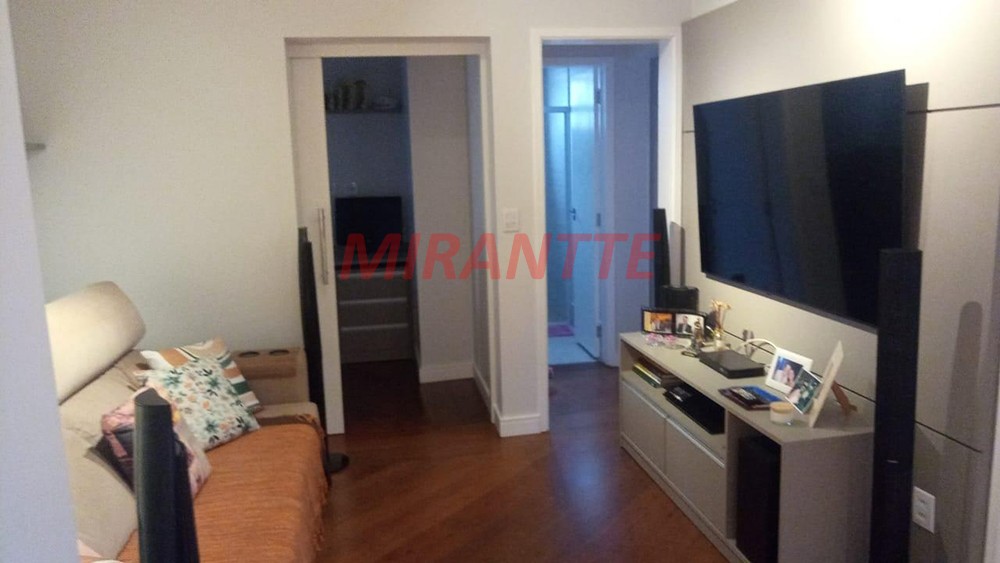 Apartamento de 133m² com 3 quartos em Água Fria