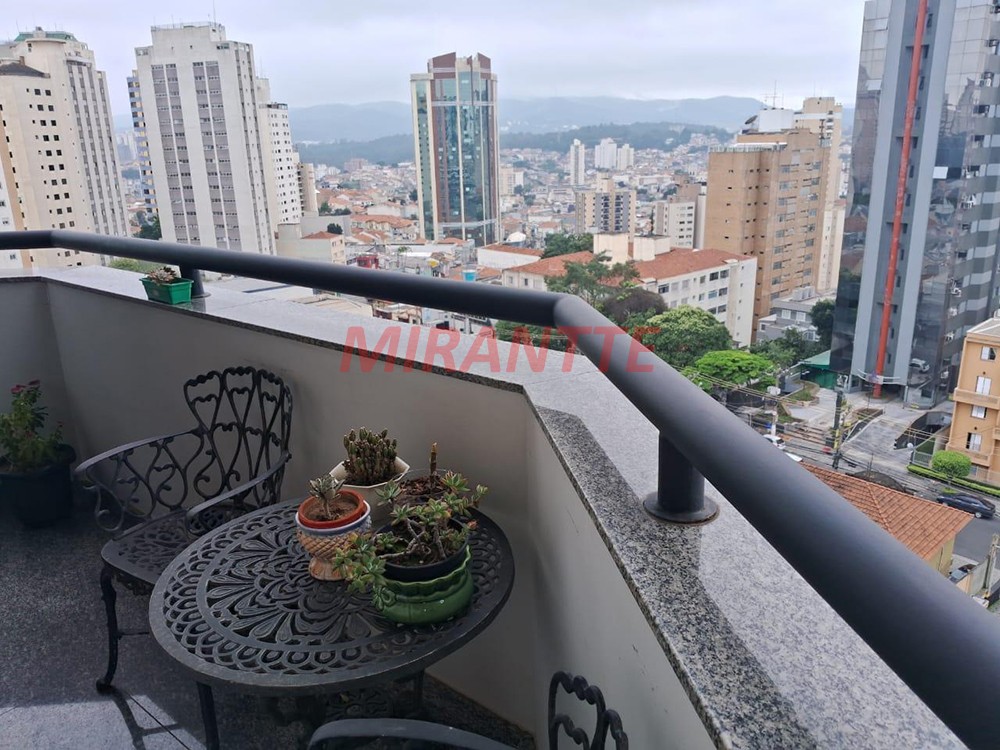Apartamento de 133m² com 3 quartos em Água Fria