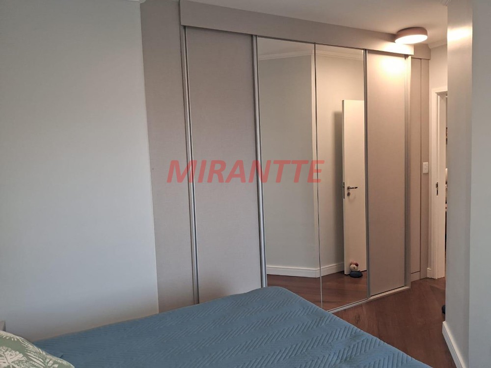 Apartamento de 133m² com 3 quartos em Água Fria
