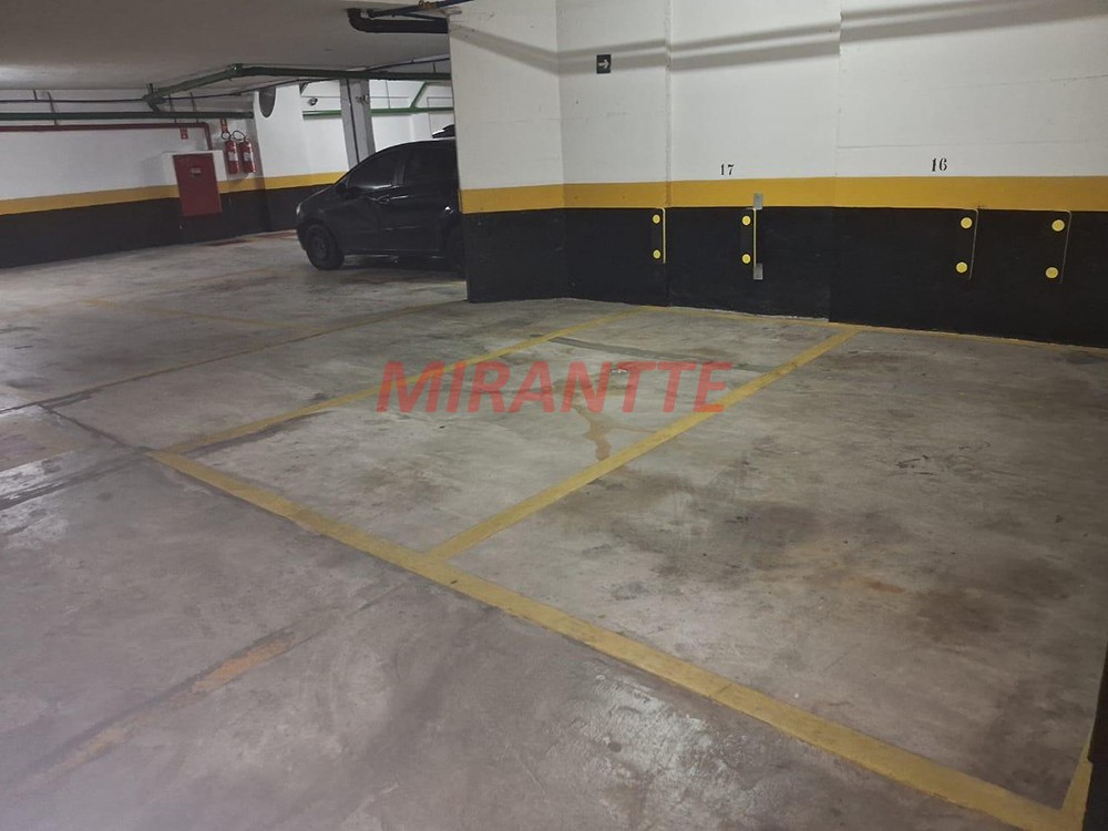 Apartamento de 133m² com 3 quartos em Água Fria