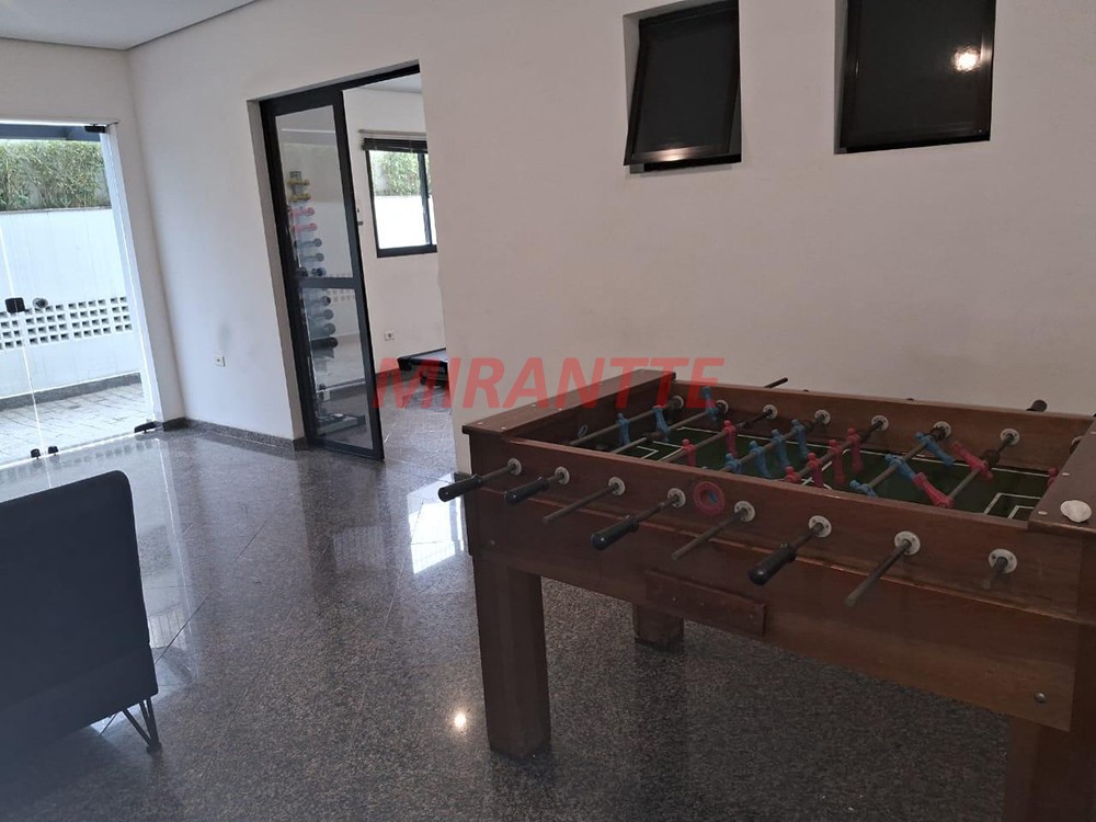 Apartamento de 133m² com 3 quartos em Água Fria