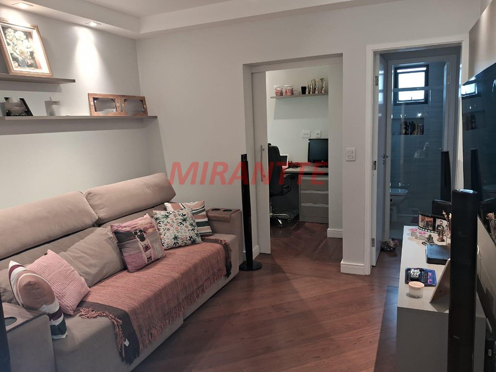 Apartamento de 133m² com 3 quartos em Água Fria