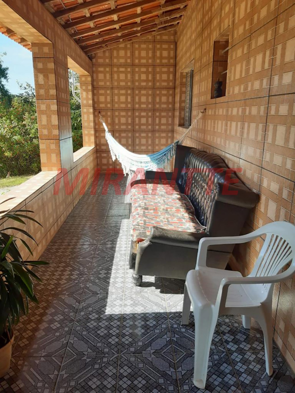 ChÁcara de 150m² com 4 quartos em Serra Da Cantareira