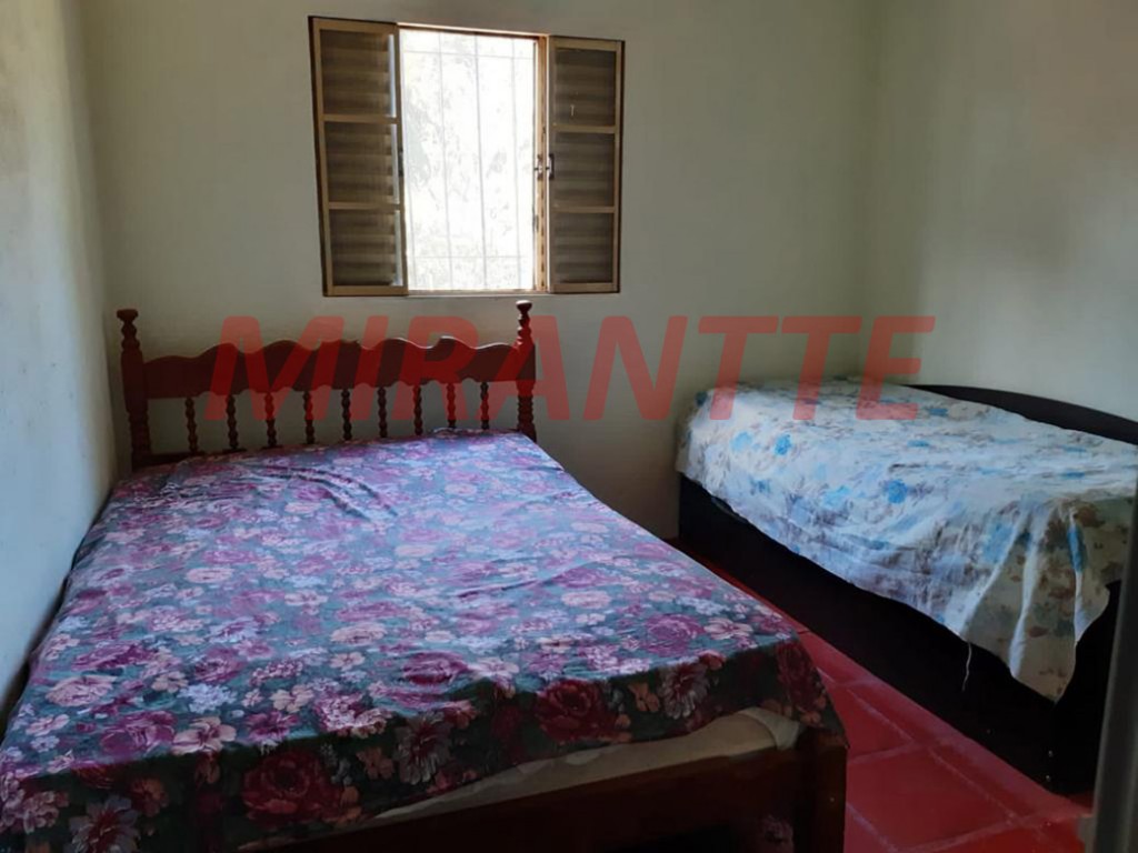 ChÁcara de 150m² com 4 quartos em Serra Da Cantareira