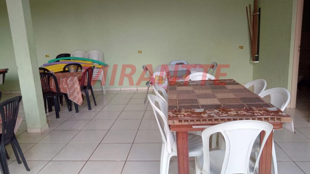 ChÁcara de 150m² com 4 quartos em Serra Da Cantareira
