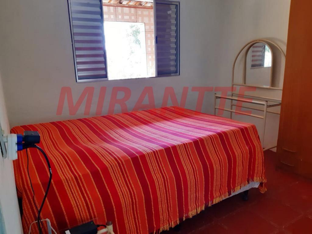 ChÁcara de 150m² com 4 quartos em Serra Da Cantareira
