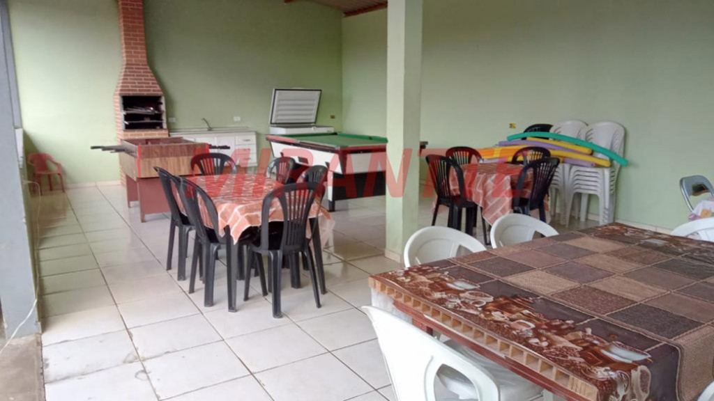 ChÁcara de 150m² com 4 quartos em Serra Da Cantareira