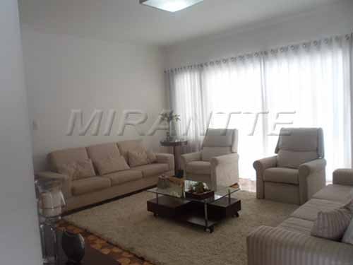 Sobrado de 732m² com 3 quartos em Jardim França