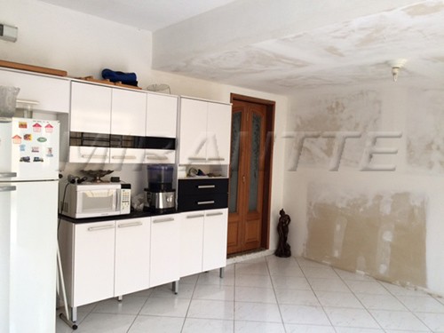 Casa terrea com 3 quartos em Jardim Paraiso