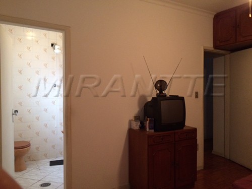 Casa terrea com 3 quartos em Jardim Paraiso
